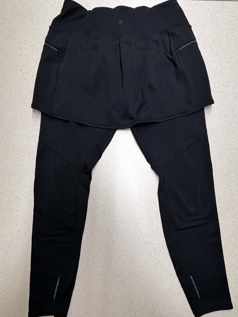 Athleta 2-in-1 Skirted Leggings Black L